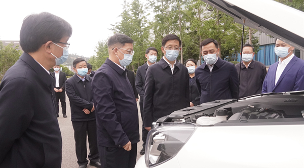 云南省委副书记、省长王予波带队到 尊龙集团官网动力发展调研